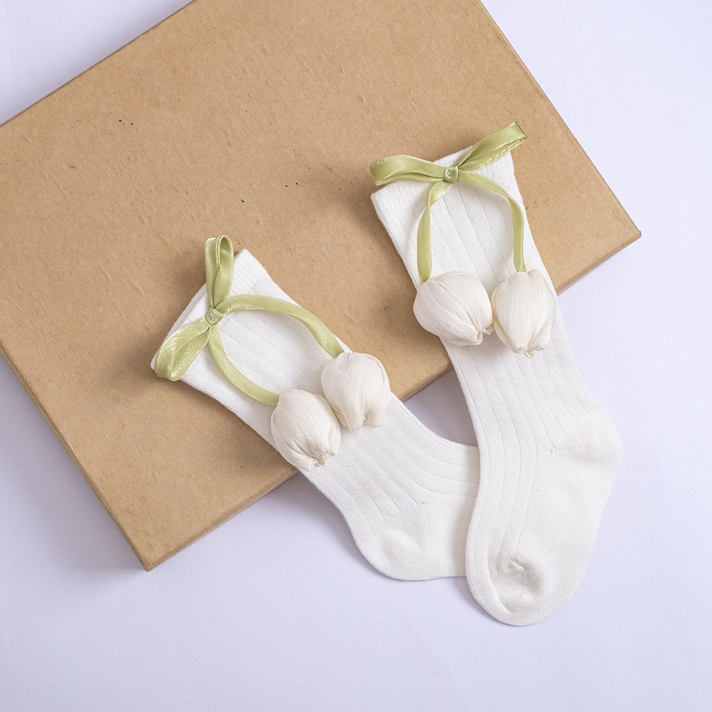 Tulip Detail Socks with Ribbon