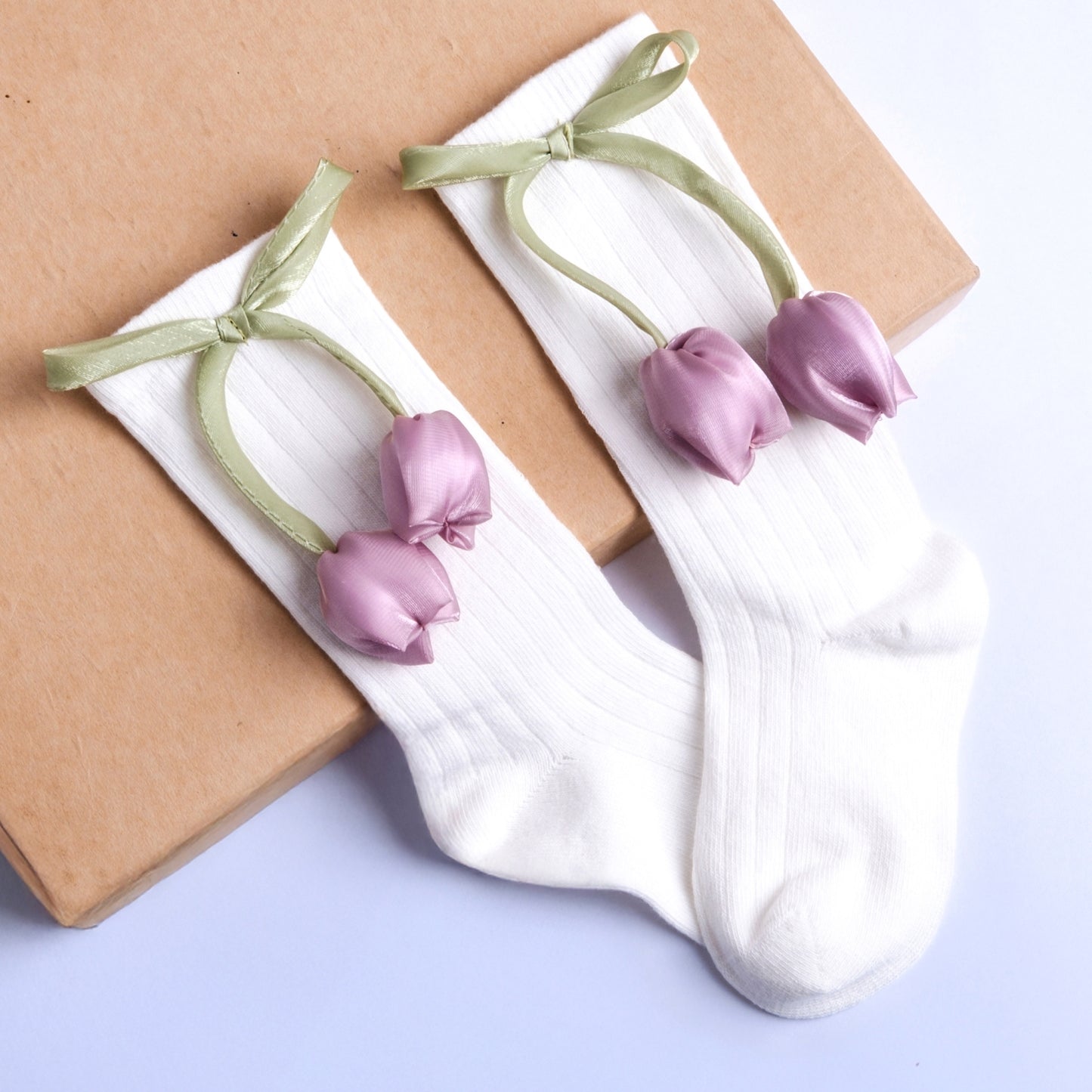 Tulip Detail Socks with Ribbon